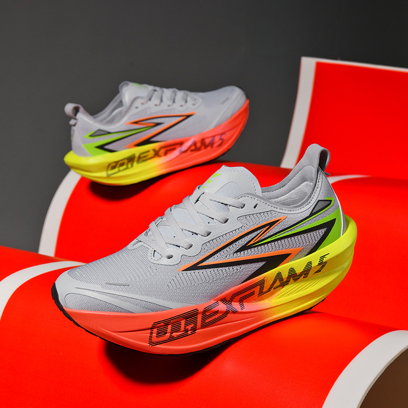 男性用ランニングシューズ カーボンプレート 特殊マラソンスポ - Breathable Mesh Athletic Shoes のレビューと価格