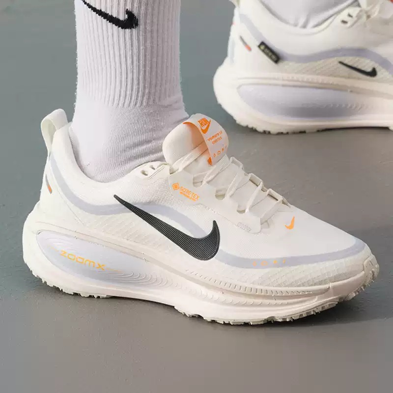 ナイキ レディースシューズ オリジナル 軽量 ロードランニン - Lightweight Road Running Shoes のレビューと価格